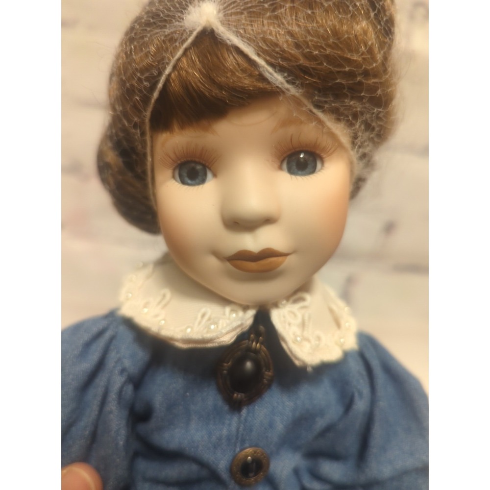 BOYDS YESTERDAY'S CHILD DOLLS COLLECTION MS. ASHLEY TEACHER 16" - Picture 6 of 16